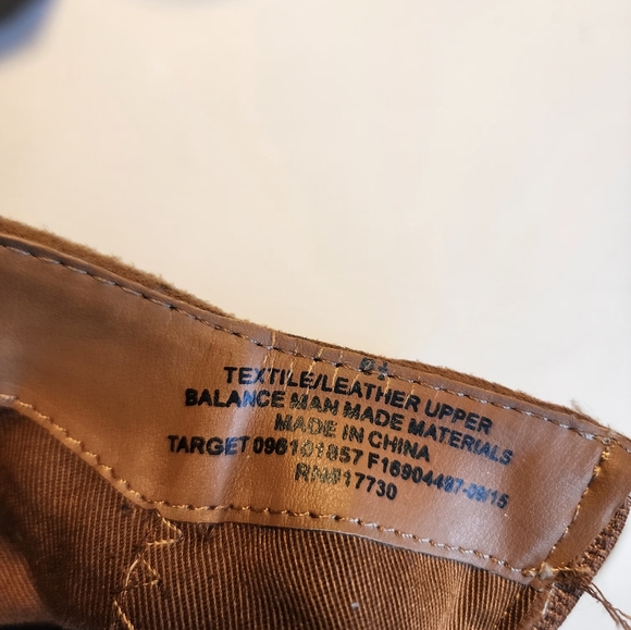 Ankle booties with fringe - Picture 2 of 2